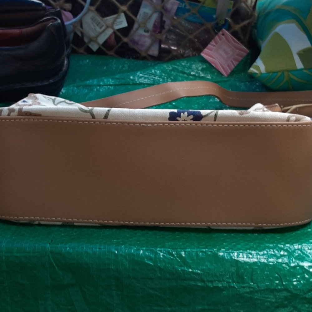 Bag - Picture 2 of 4